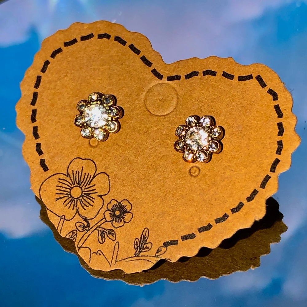 Flower Stud Earrings!